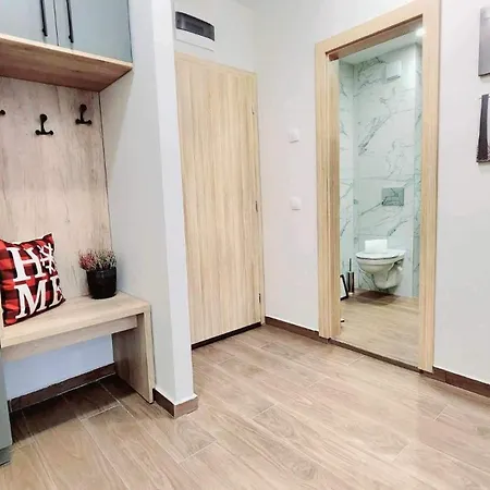Arboro Gardens E68 Apartment