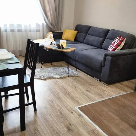 Διαμέρισμα Arboro Gardens E68