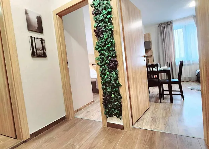 Arboro Gardens E68 Borowec