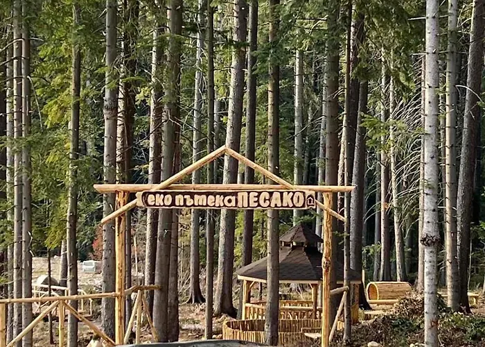 Arboro Gardens E68 Apartament