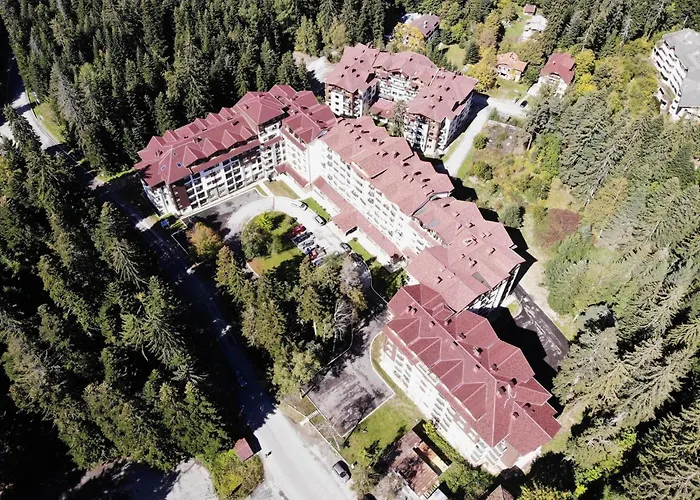 Arboro Gardens E68 Borowec